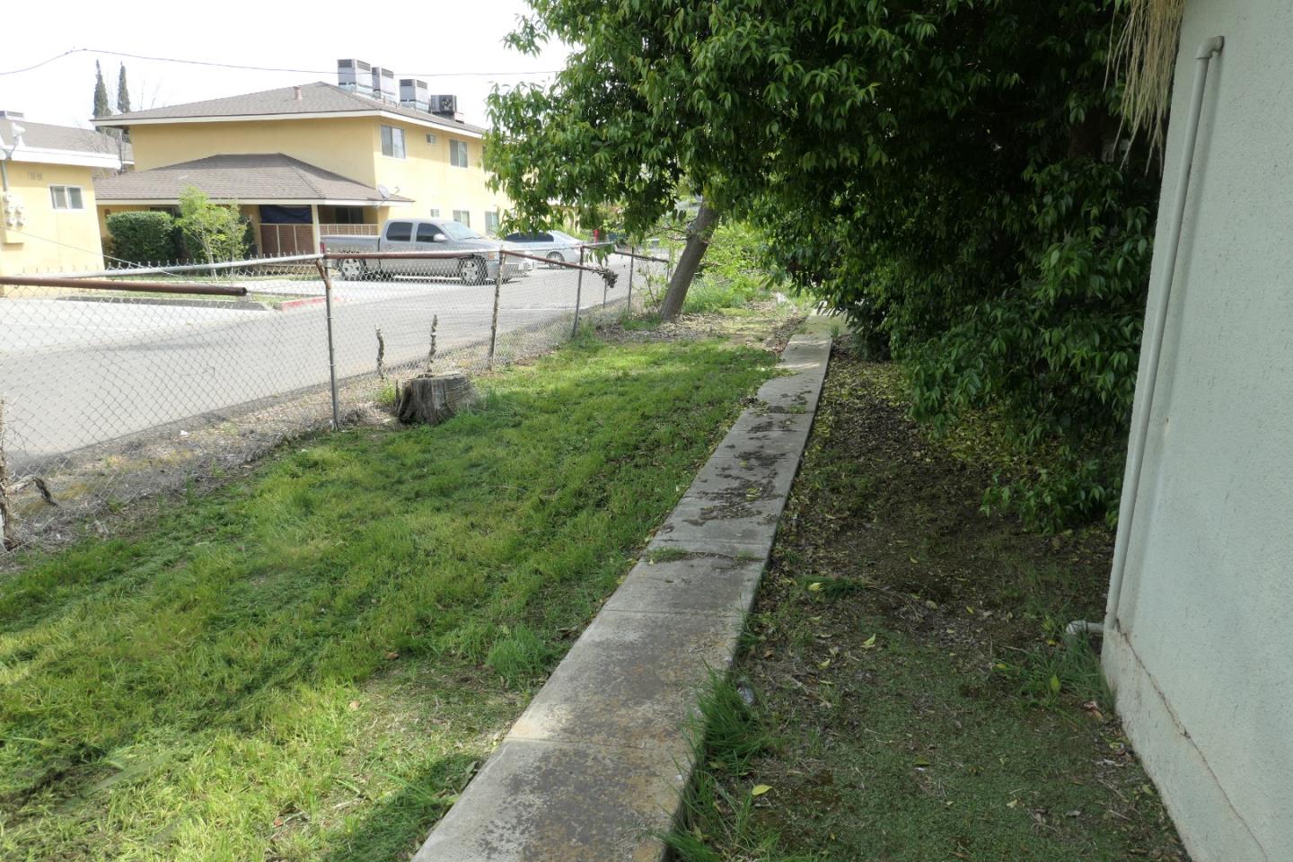 902 Mercey Springs Road Los Banos, CA 93635 - Photo 20 of 26