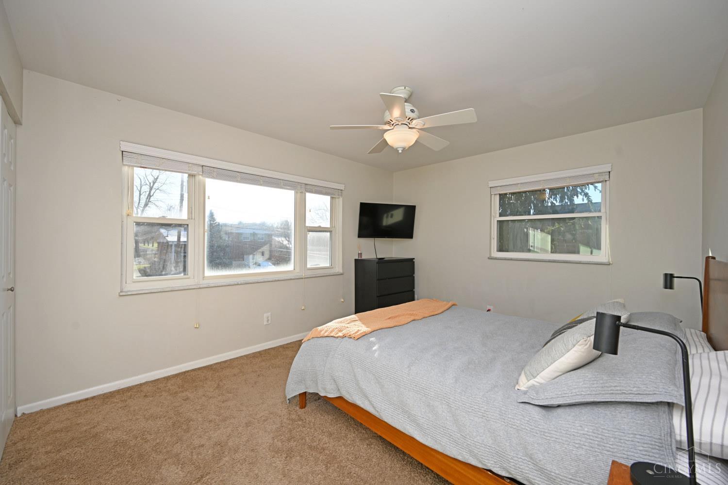 1337 Voll Road Cincinnati, OH 45230 - Photo 17 of 40 Gallery Image 17