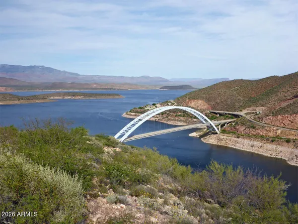 $355,000 | 131 East Spring Creek Drive, Roosevelt, AZ 85545