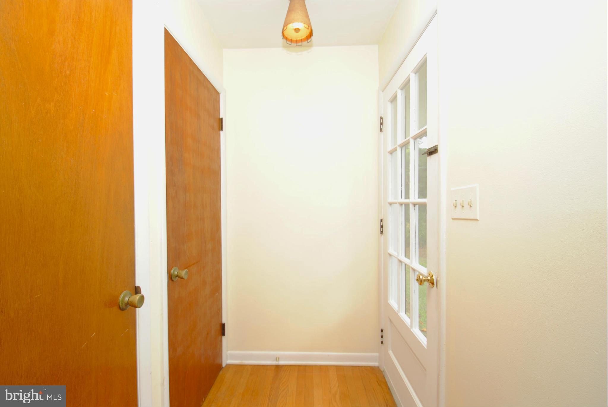 2024 Chesapeake Road Annapolis, MD 21409 - Photo 2 of 19 Interior (General)