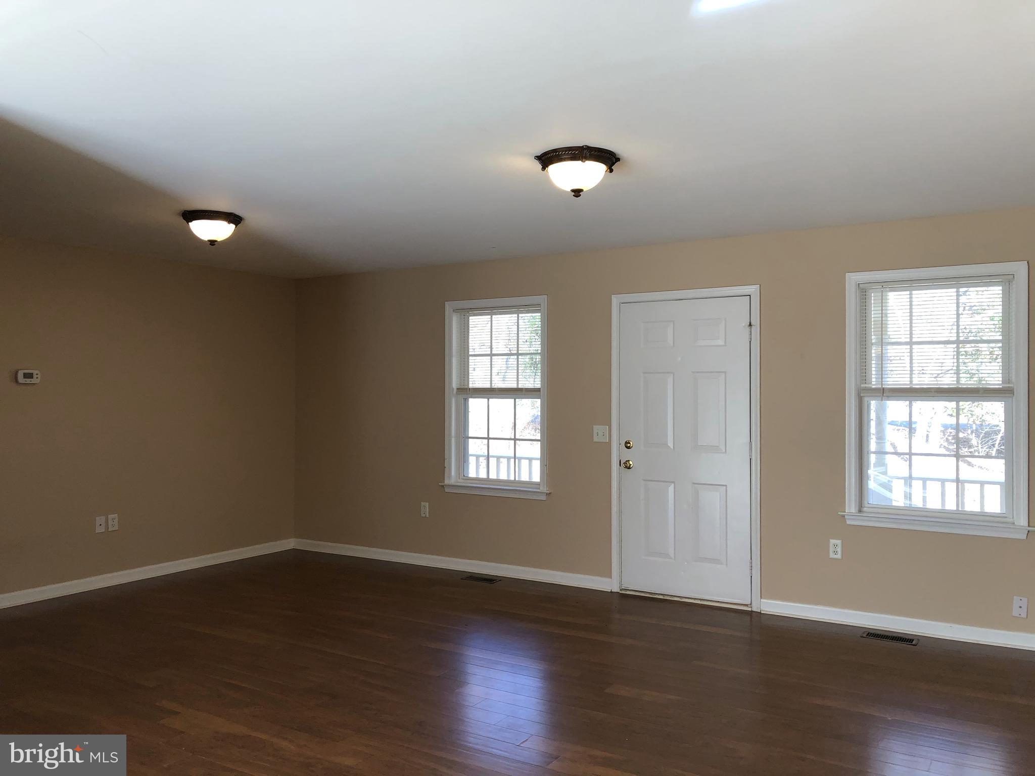 393 Decatur Road Stafford, VA 22554 - Photo 4 of 34