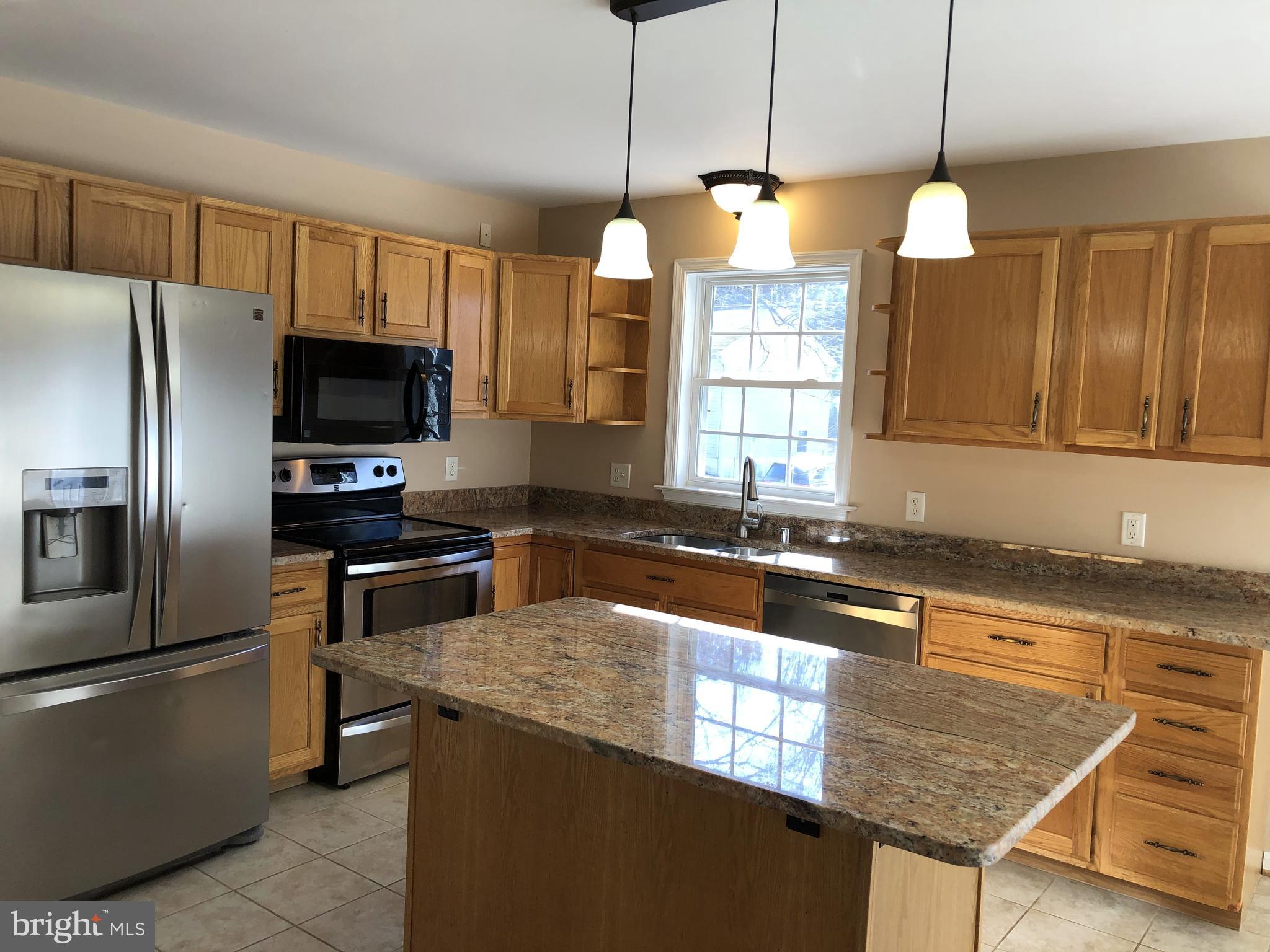 393 Decatur Road Stafford, VA 22554 - Photo 9 of 34