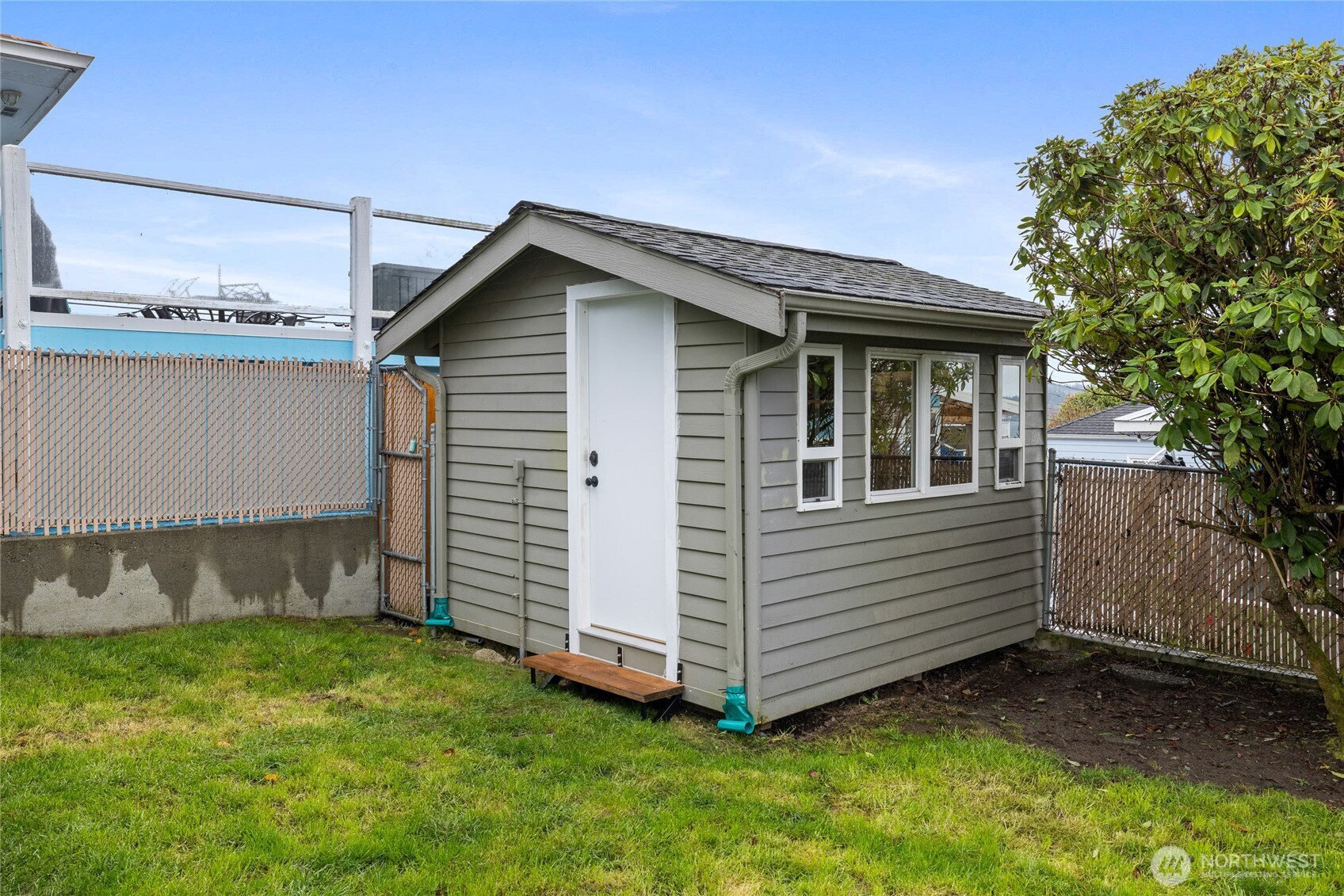 2411 East 13th Street Bremerton, WA 98310 - Photo 23 of 39