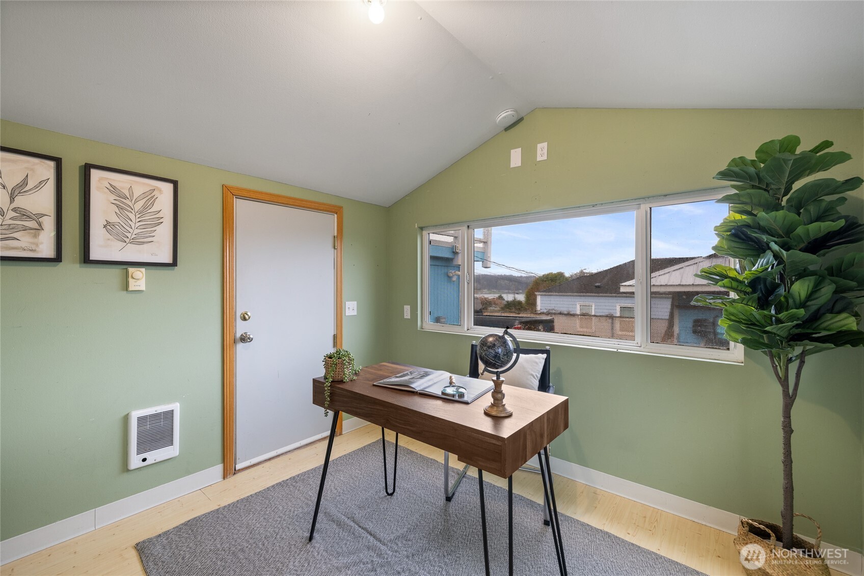2411 East 13th Street Bremerton, WA 98310 - Photo 25 of 39