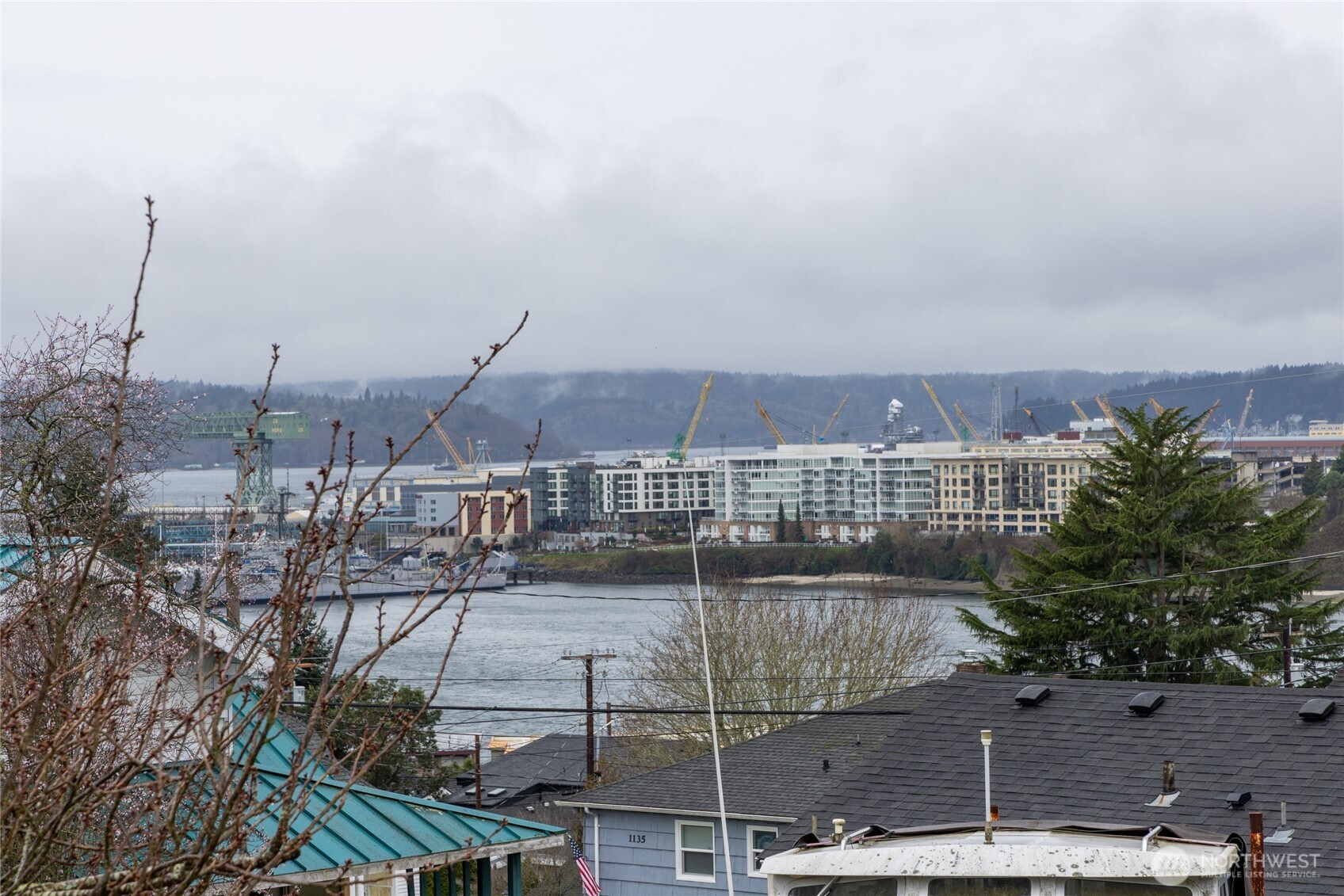 2411 East 13th Street Bremerton, WA 98310 - Photo 30 of 39