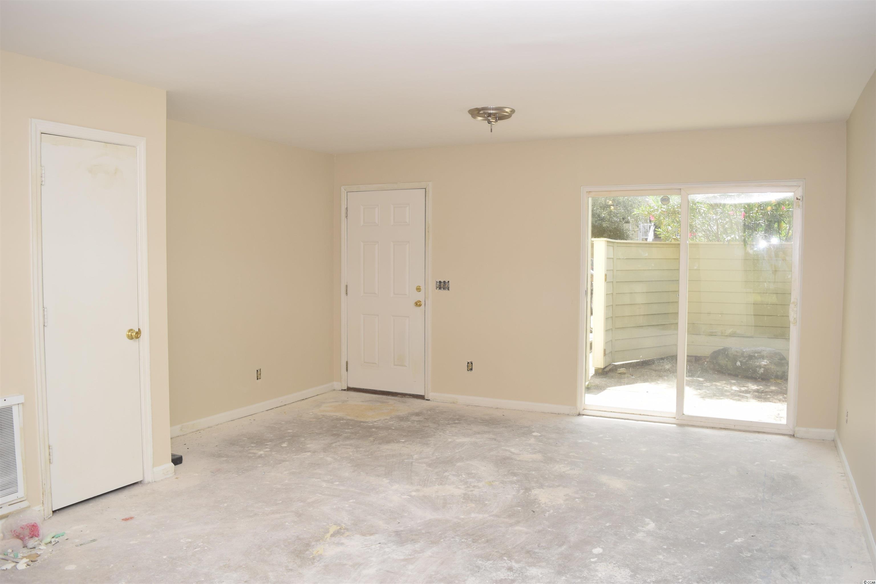 109 Cambridge Circle, Unit E4 Murrells Inlet, SC 29576 - Photo 9 of 11 Gallery Image 9