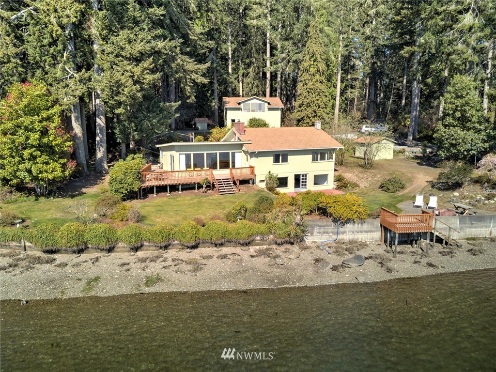 5742 East Grapeview Loop Road Allyn, WA 98524 - Photo 22 of 35 Gallery Image 22