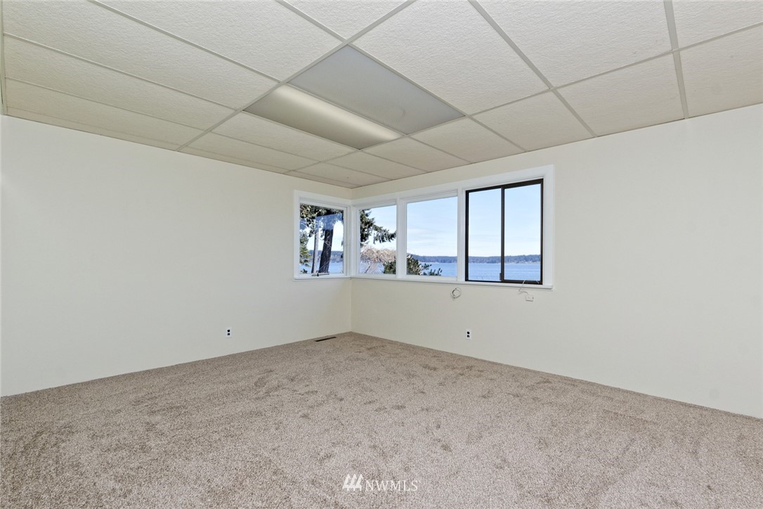 5742 East Grapeview Loop Road Allyn, WA 98524 - Photo 8 of 35 Gallery Image 8