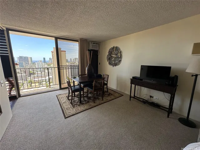 $1,800 | 1630 Liholiho Street, Unit 2406, Honolulu, HI 96822