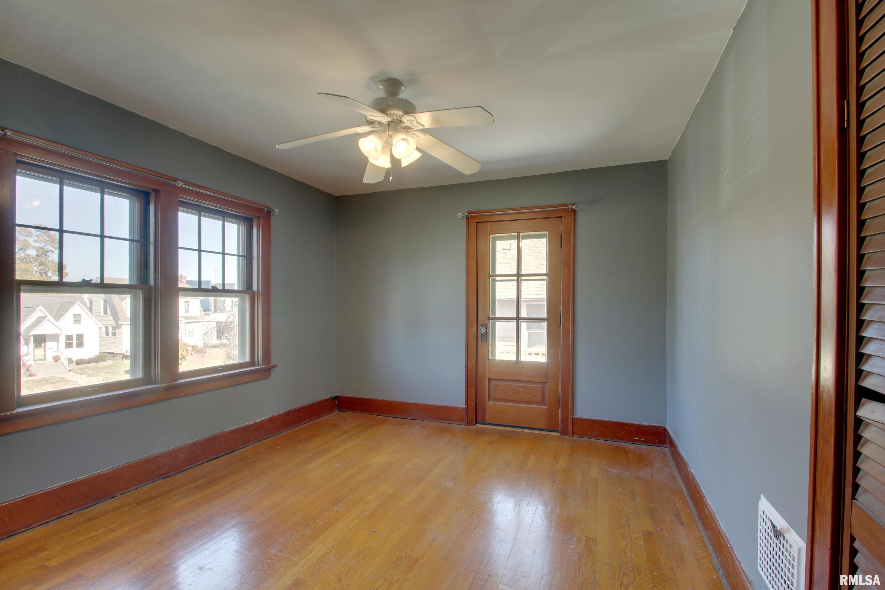 2308 Vermont Street Quincy, IL 62301 - Photo 17 of 27