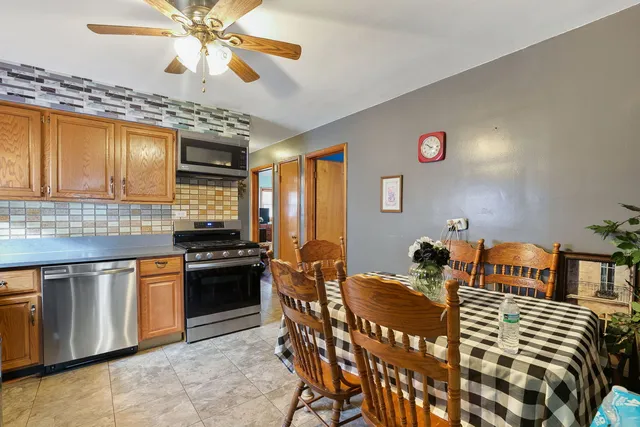 $154,400 | 14520 South Parnell Avenue, Riverdale, IL 60827