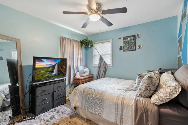 $154,400 | 14520 South Parnell Avenue, Riverdale, IL 60827