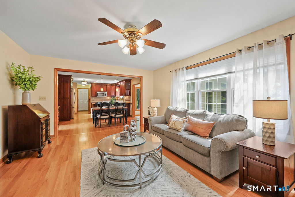 209 Lancaster Way Cheshire, CT 06410 - Photo 16 of 40