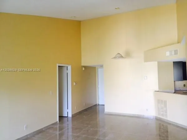 $2,100 | Pine Ridge, Coral Springs, FL 33067
