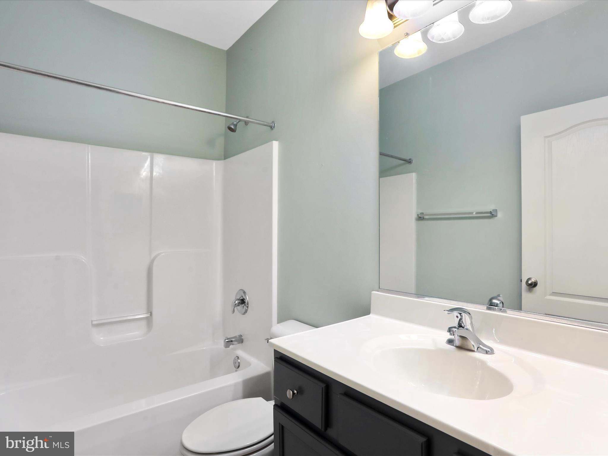 53 Ran Rue Drive Martinsburg, WV 25403 - Photo 25 of 38 Guest Bathroom