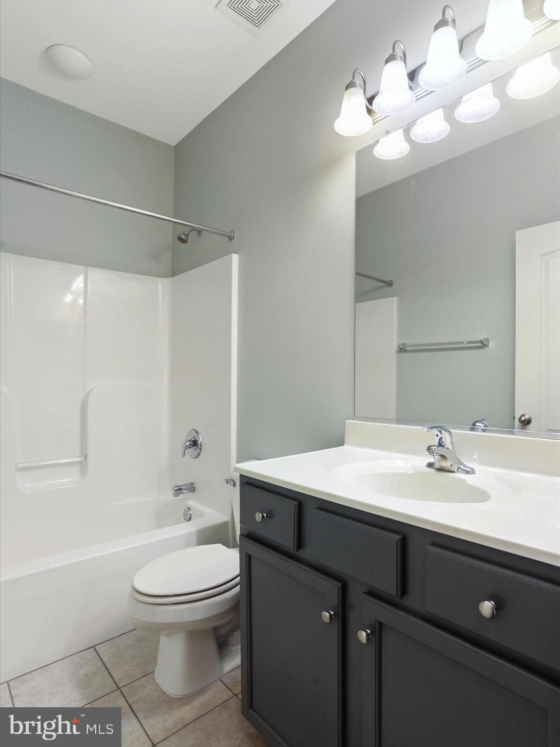 53 Ran Rue Drive Martinsburg, WV 25403 - Photo 26 of 38 Guest Bathroom