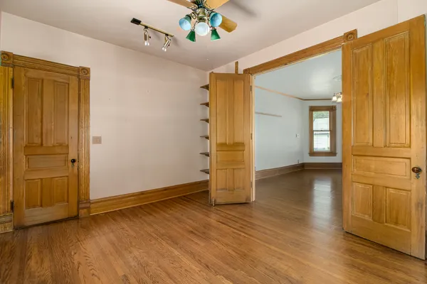 $379,900 | 425 West Washington Street, West Chicago, IL 60185