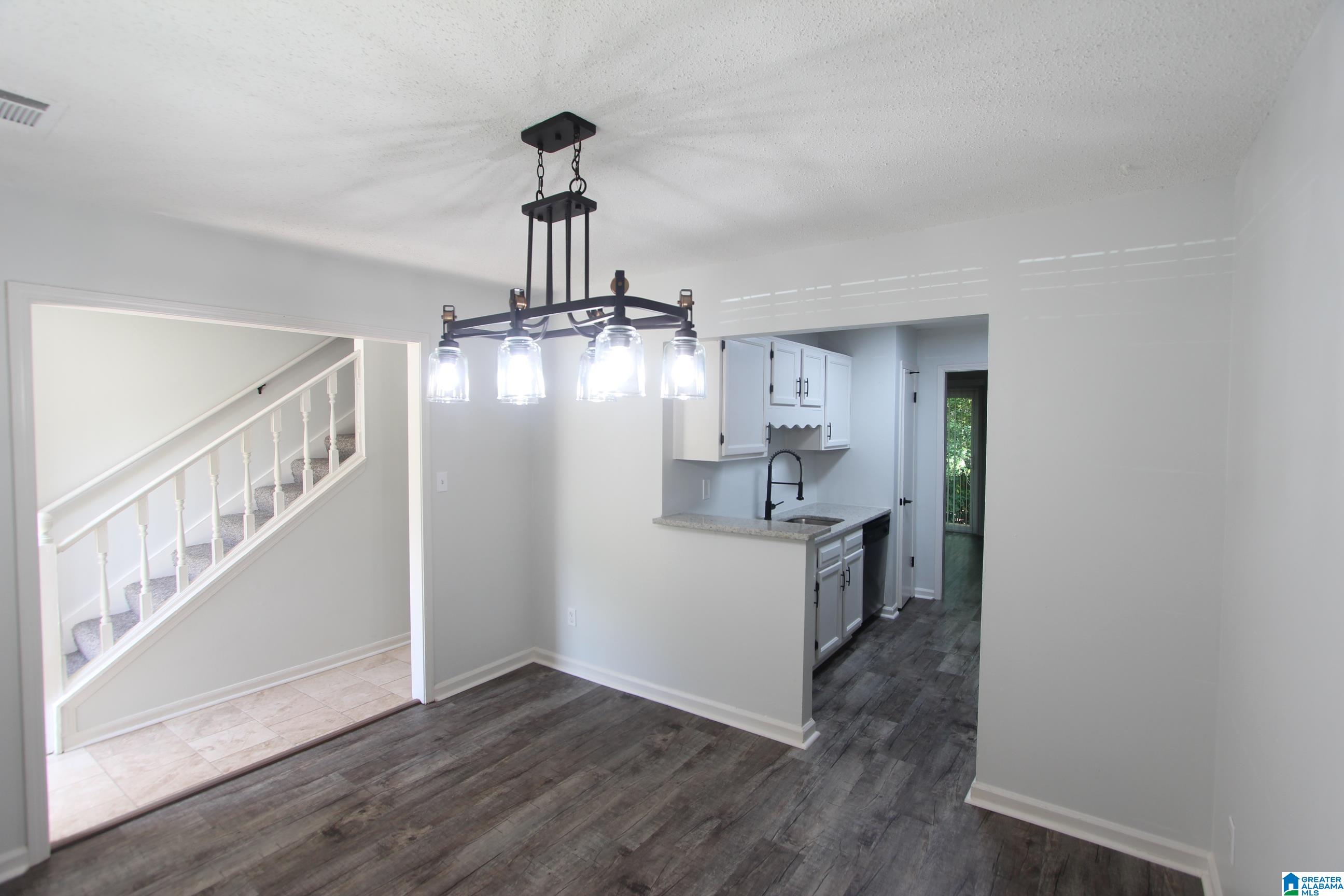 6123 Crest Green Road, Unit 6123 Birmingham, AL 35212 - Photo 3 of 16