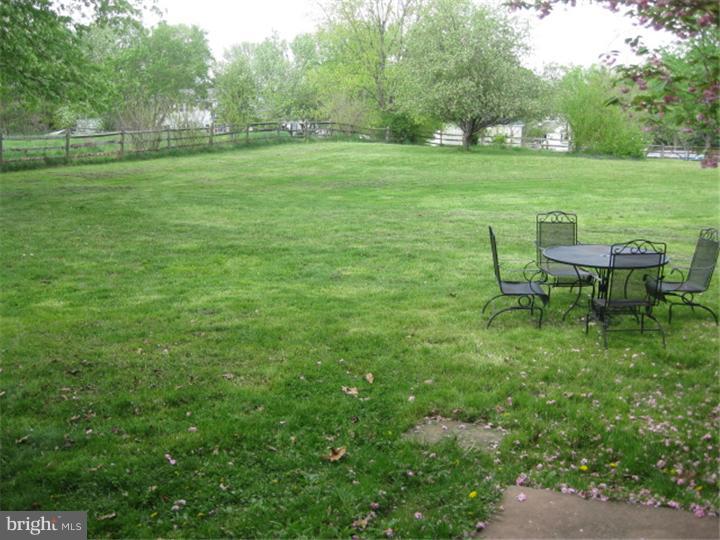 431 Yoder Road Harleysville, PA 19438 - Photo 13 of 16 Exterior Back