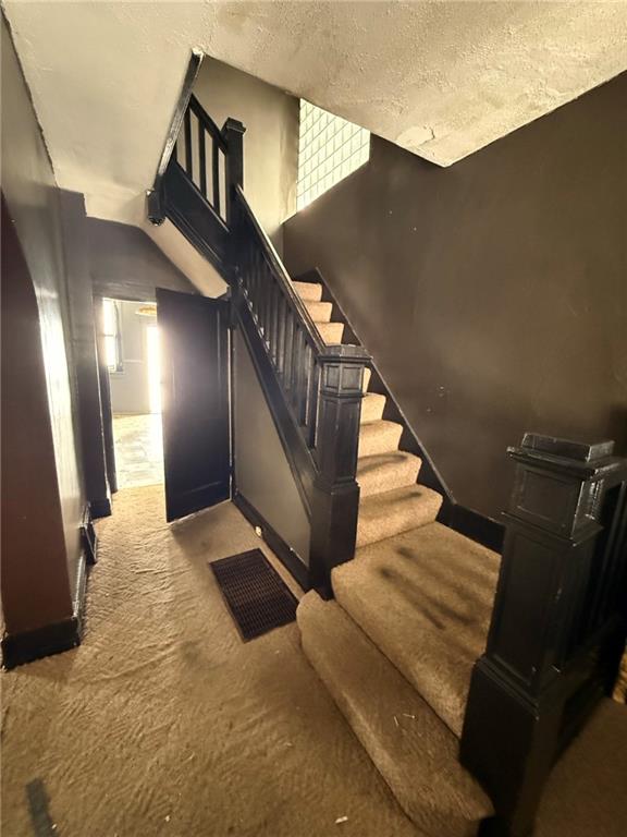 420 Parkwood Road Pittsburgh, PA 15210 - Photo 2 of 14