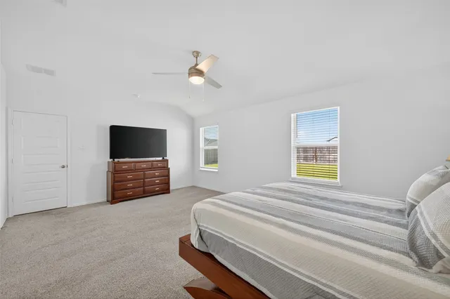 $2,300 | 7411 Canyon Stream Street, Richmond, TX 77469