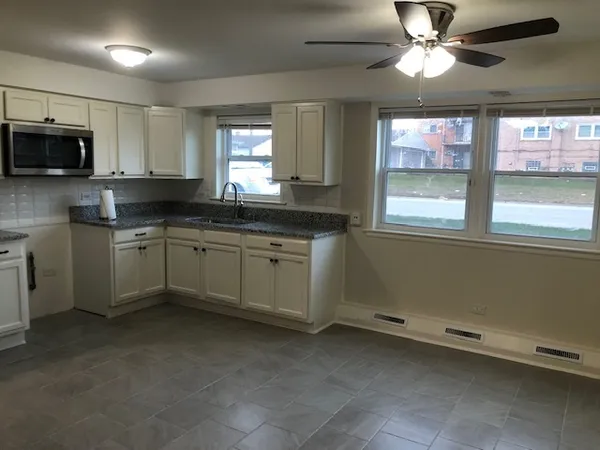 $359,900 | 372 Yates Avenue, Calumet City, IL 60409