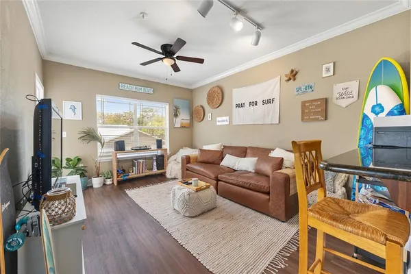 $225,000 | 1460 Northwest 3rd Place, Unit 212, Gainesville, FL 32603