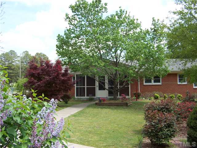 8520 Fayetteville Road Raleigh, NC 27603 - Photo 2 of 25