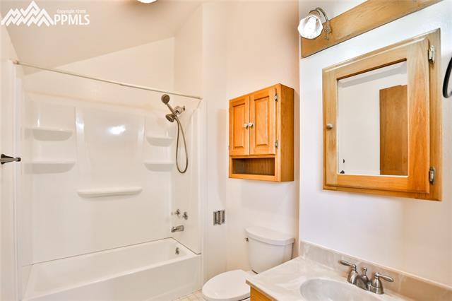 12415 Hodgen Road Elbert, CO 80106 - Photo 24 of 34