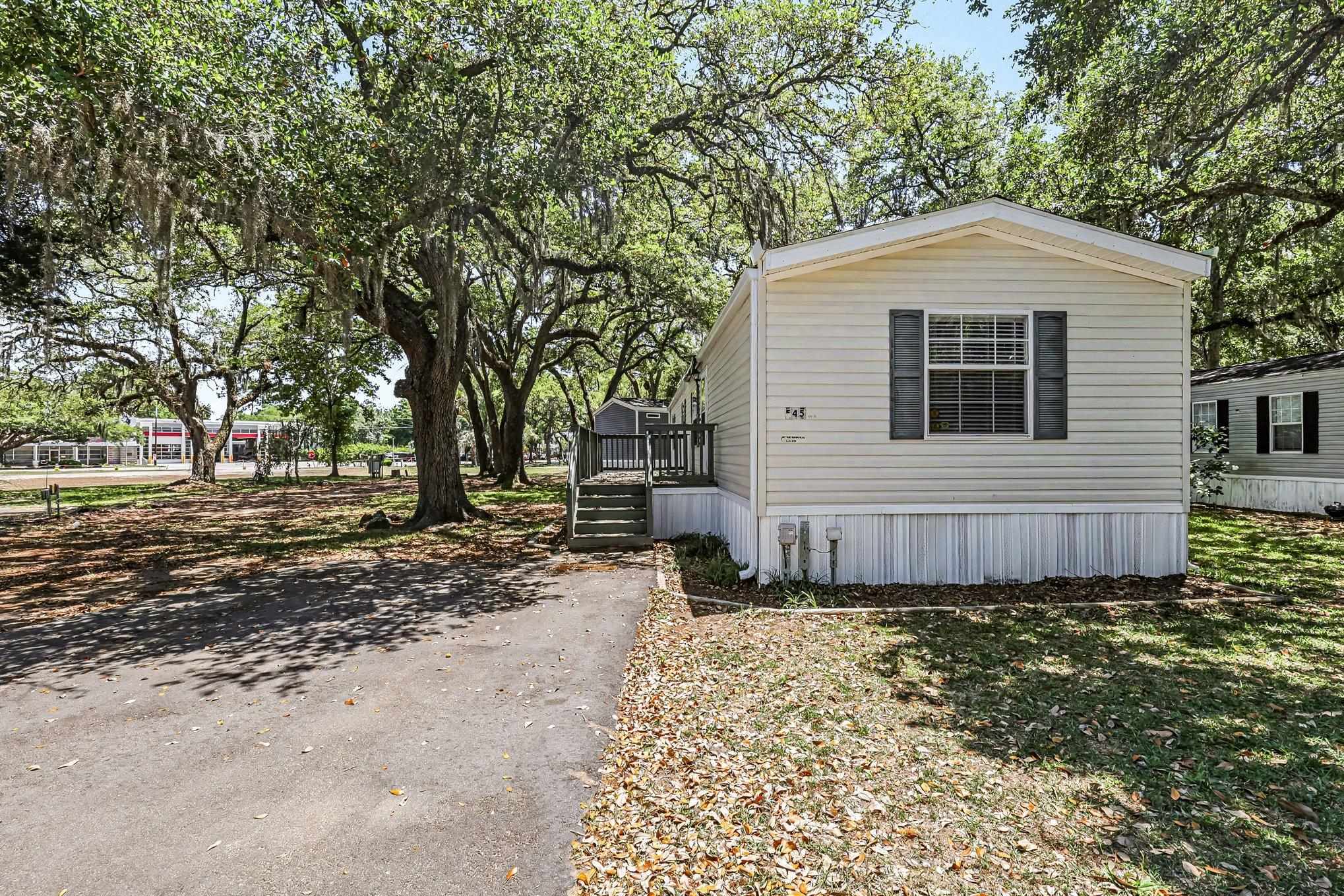 545 Eden Avenue Murrells Inlet, SC 29576 - Photo 3 of 30