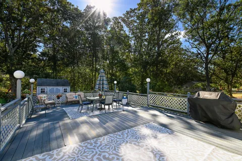 $699,500 | Undisclosed Address, East Falmouth, MA 02536