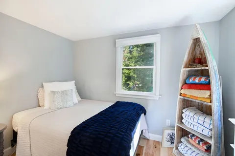 $699,500 | Undisclosed Address, East Falmouth, MA 02536