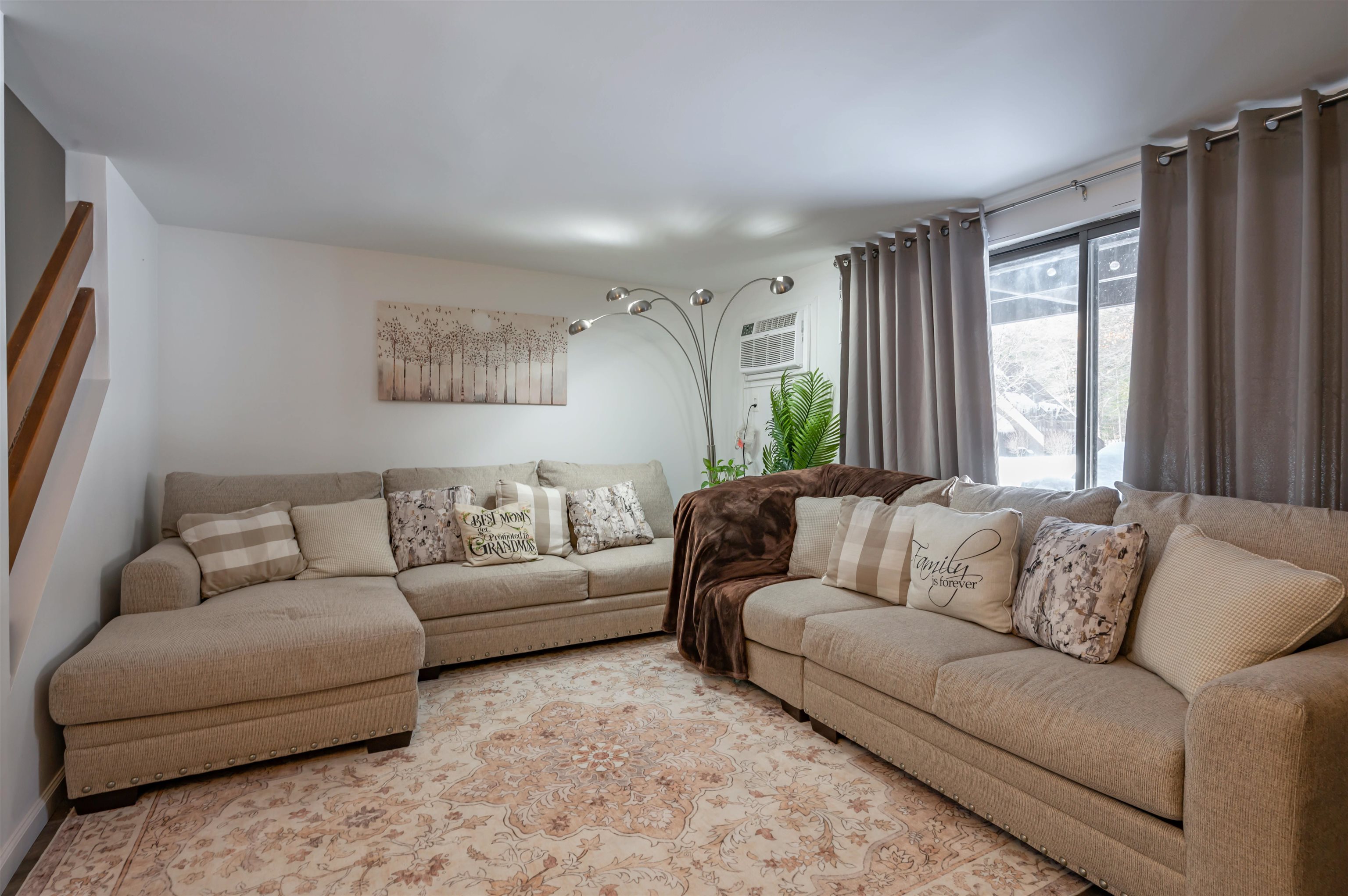 23 Spring Cove Road, Unit 23 Nashua, NH 03062 - Photo 4 of 27 Gallery Image 4