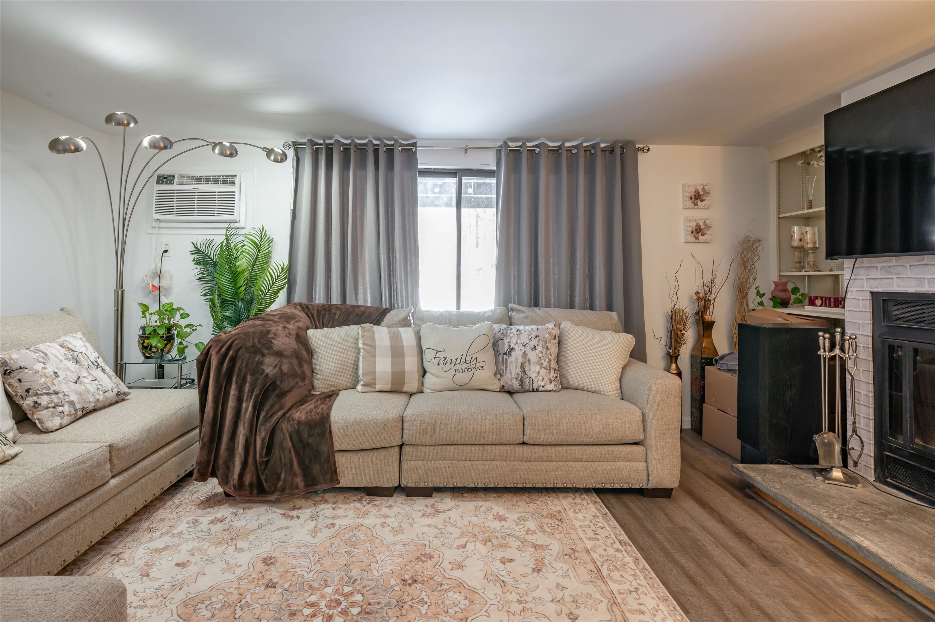 23 Spring Cove Road, Unit 23 Nashua, NH 03062 - Photo 6 of 27 Gallery Image 6