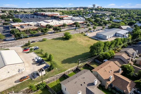 $1,000,000 | 330 Old W Drive, Round Rock, TX 78681