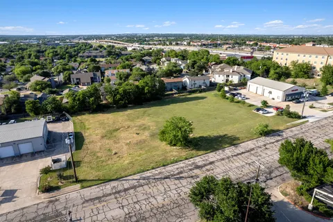 $1,000,000 | 330 Old W Drive, Round Rock, TX 78681