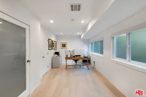 $3,995,000 | 633 Santa Clara Avenue, Venice, CA 90291