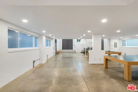 $3,995,000 | 633 Santa Clara Avenue, Venice, CA 90291
