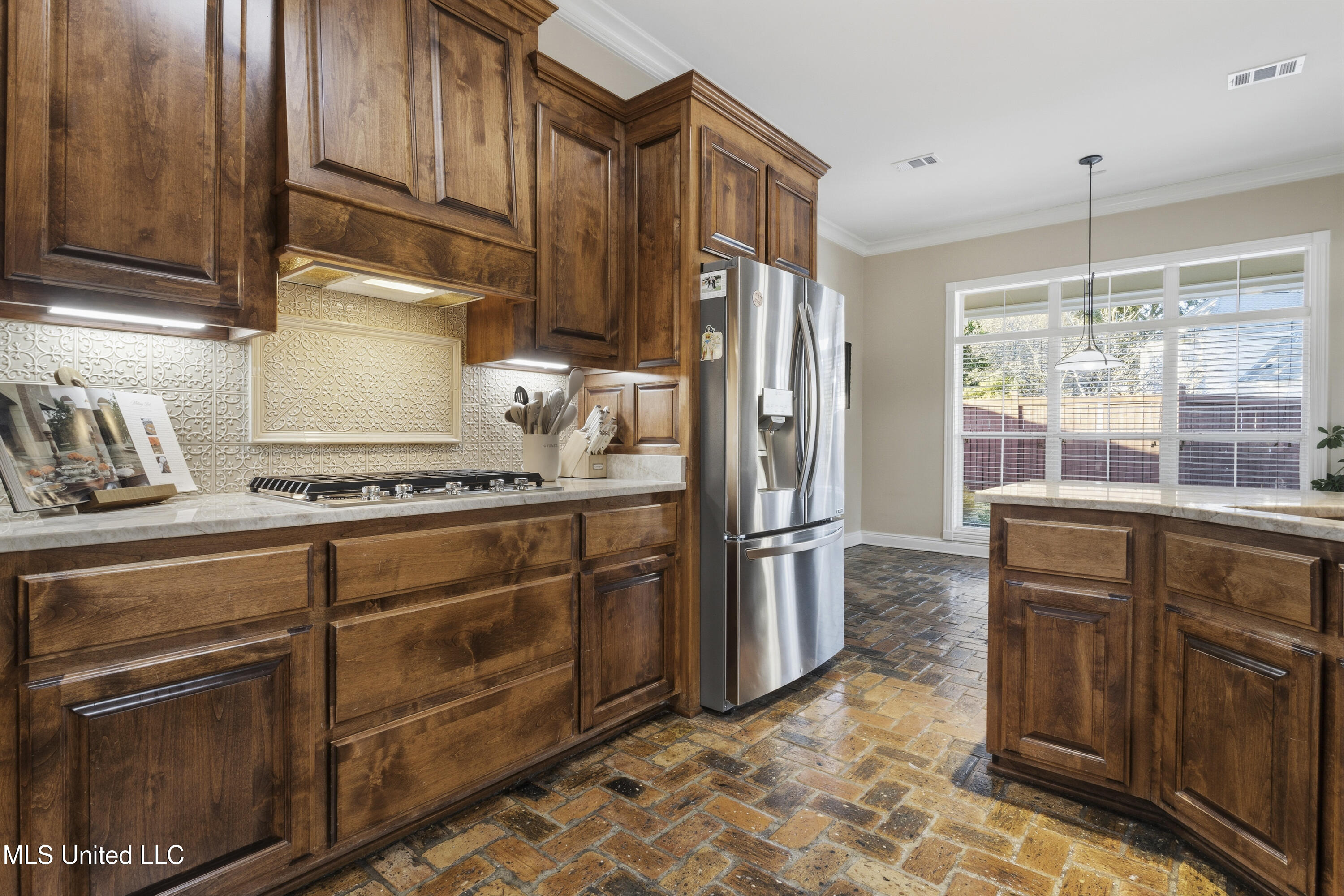 2014 Filoli Court Biloxi, MS 39531 - Photo 22 of 50 0022