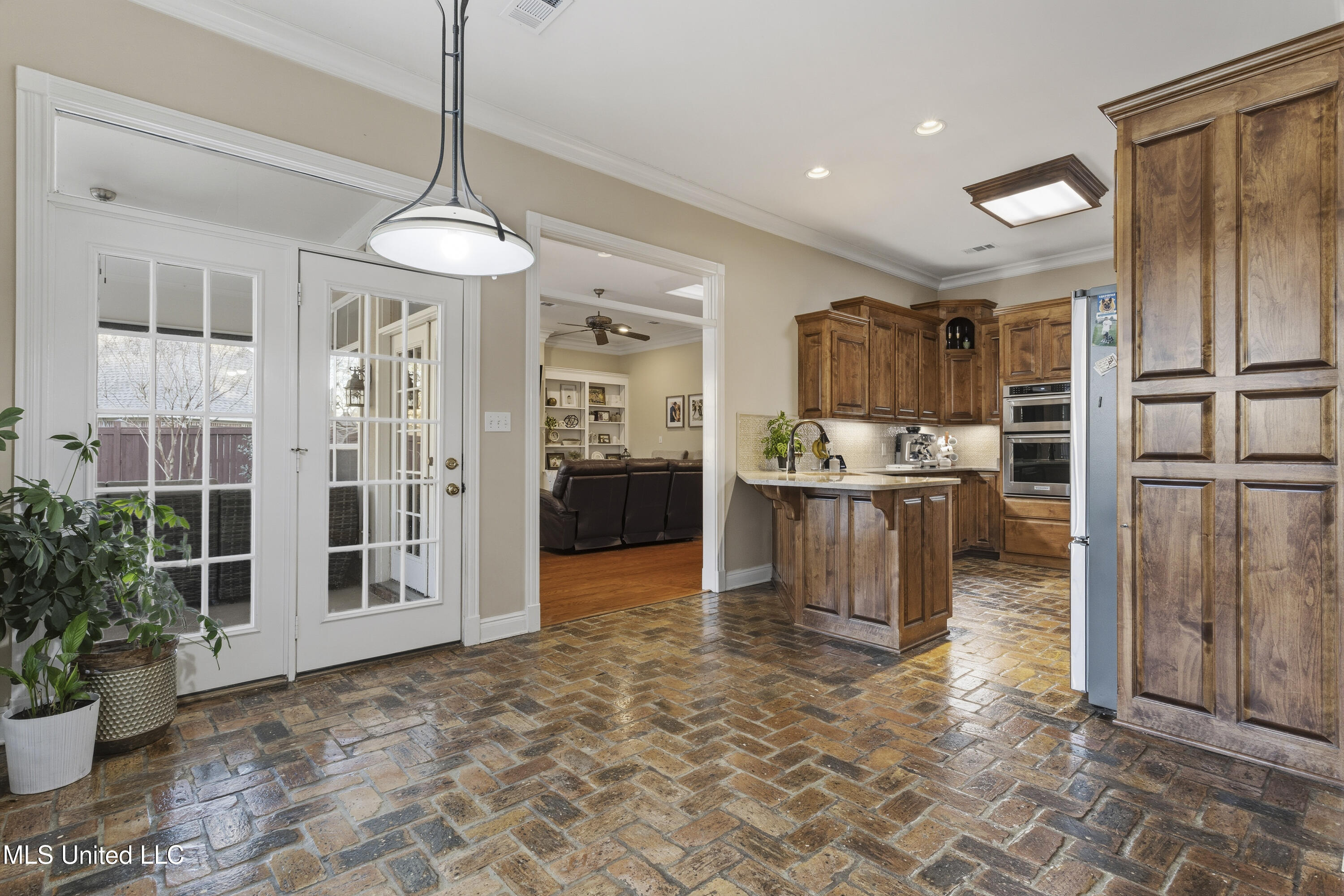 2014 Filoli Court Biloxi, MS 39531 - Photo 24 of 50 0024