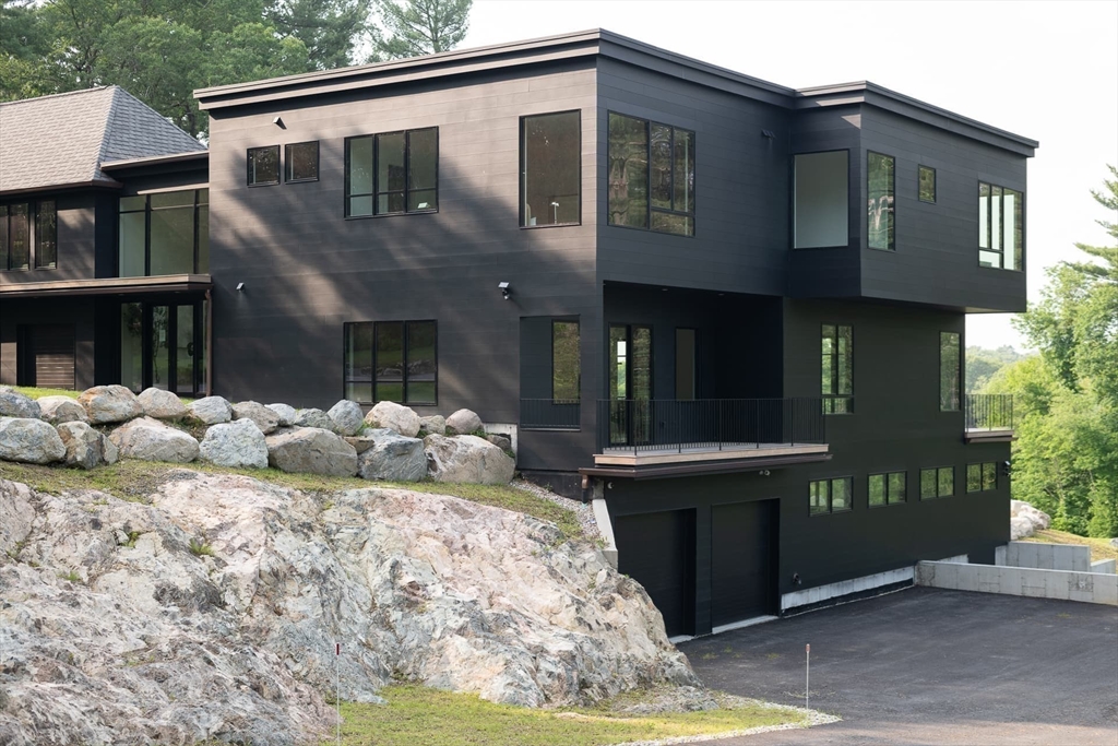 154 Newton Street Weston, MA 02493 - Photo 2 of 42