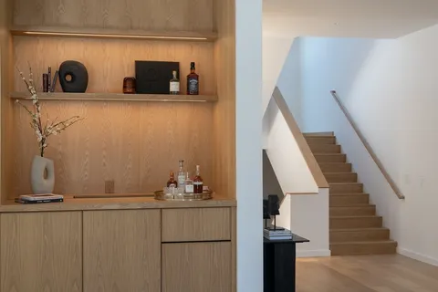 $6,888,000 | 154 Newton Street, Weston, MA 02493