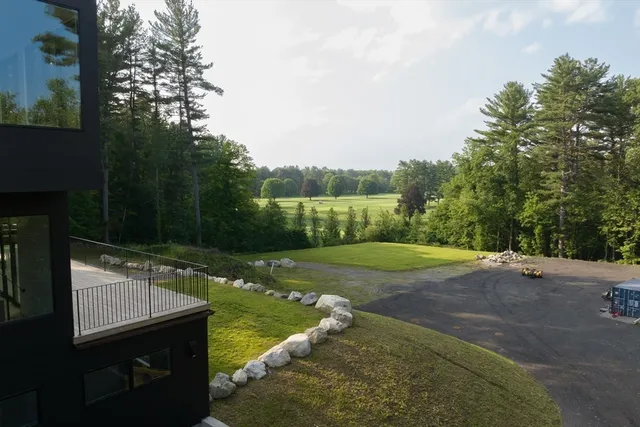 $6,888,000 | 154 Newton Street, Weston, MA 02493