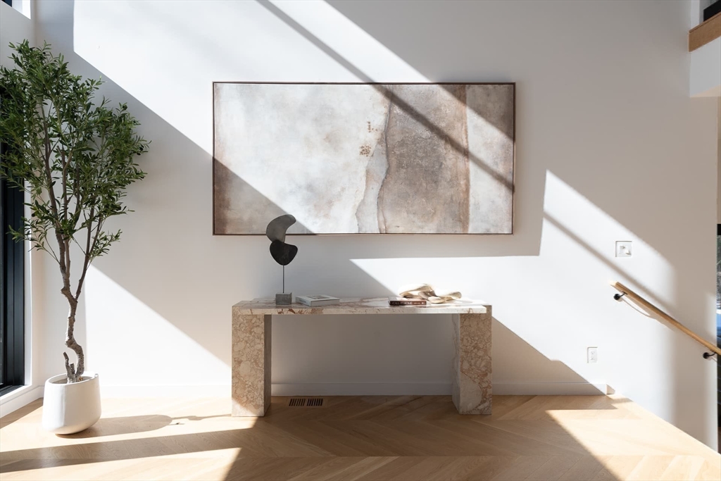 154 Newton Street Weston, MA 02493 - Photo 8 of 42