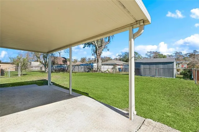 $239,900 | 1381 Maplewood Drive, Harvey, LA 70058