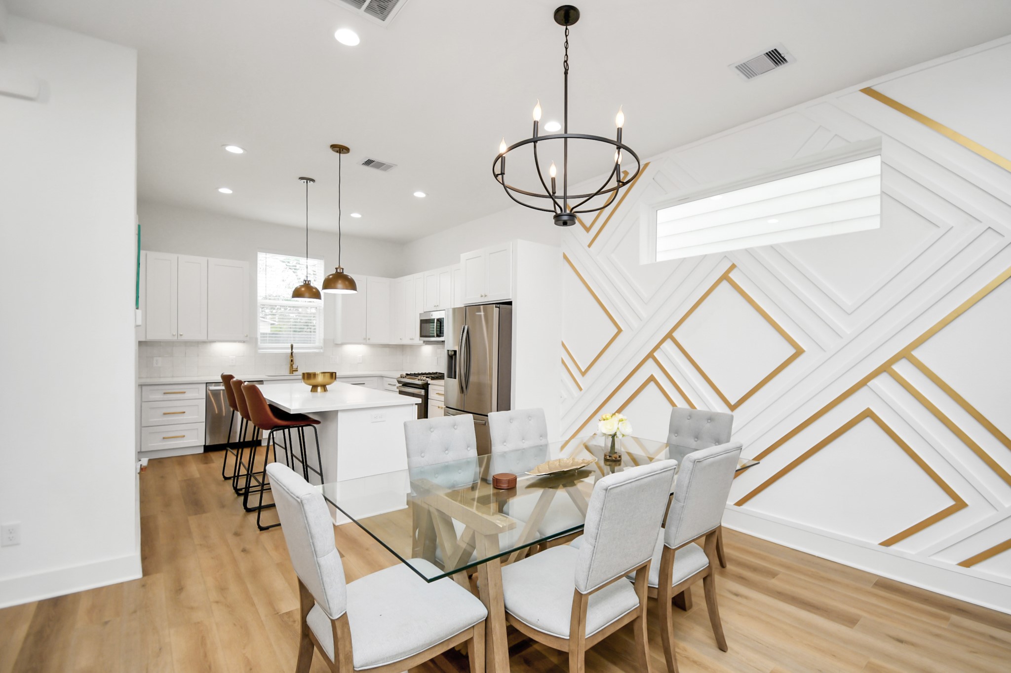 2015 Cochran Street Houston, TX 77009 - Photo 9 of 38
