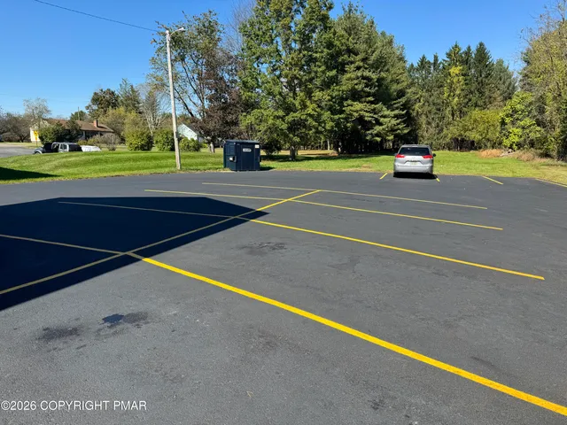 $1,000 | 1825 Highway 209, Unit 202, Brodheadsville, PA 18322