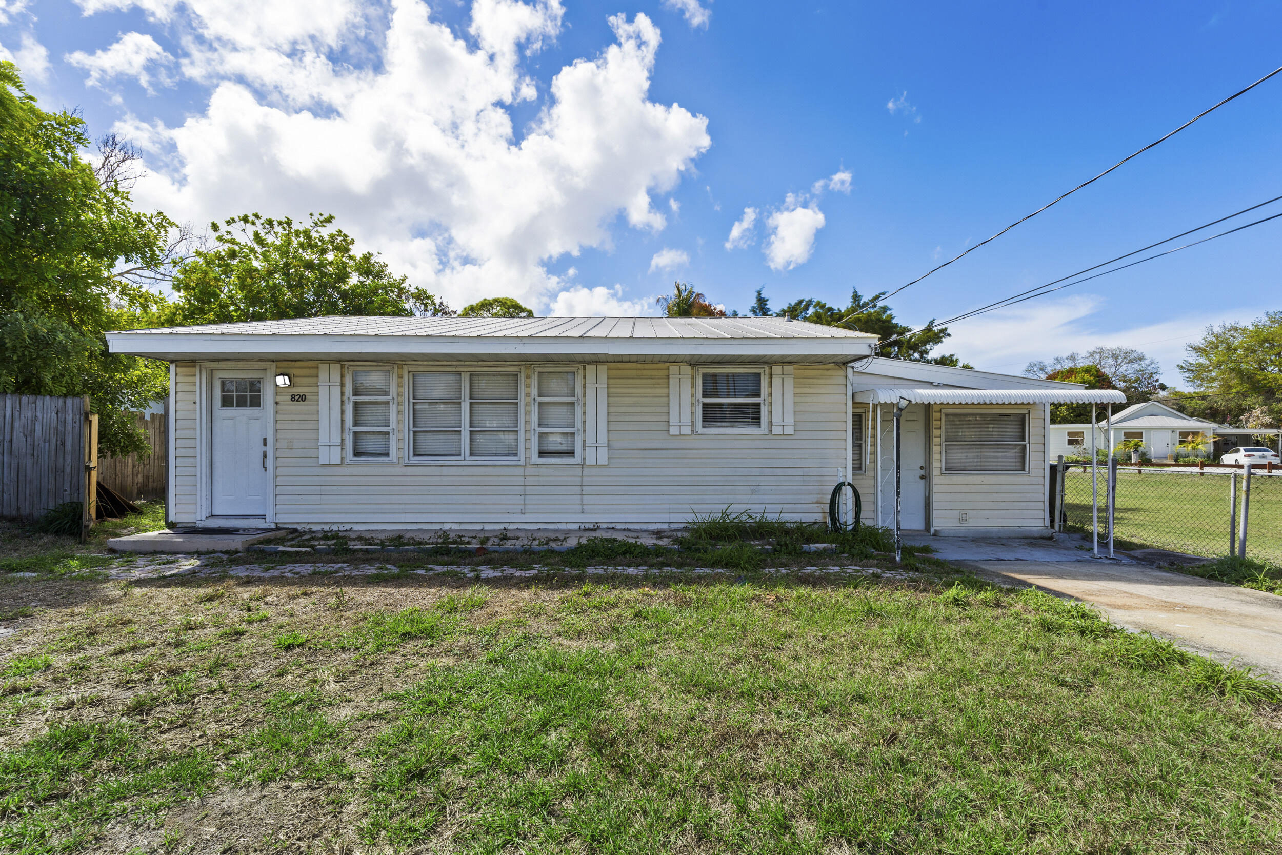 820 Southwest Palm City Road Stuart, FL 34994 - Photo 8 of 24 Front