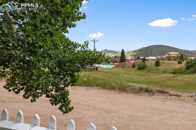 $250,000 | 301 Granite Avenue, Victor, CO 80860