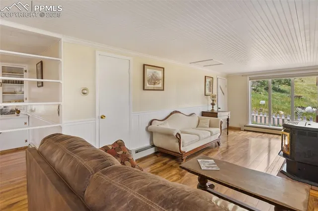 $250,000 | 301 Granite Avenue, Victor, CO 80860